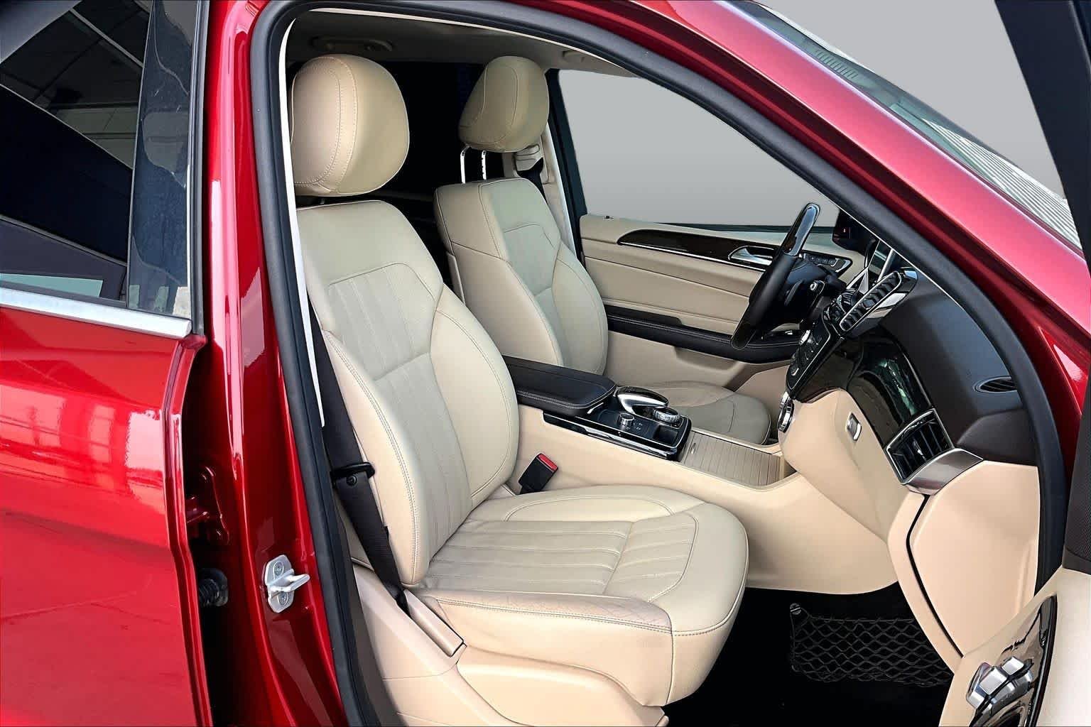 Used 2016 designo Cardinal Red Metallic Mercedes-Benz GLE 350 image 9