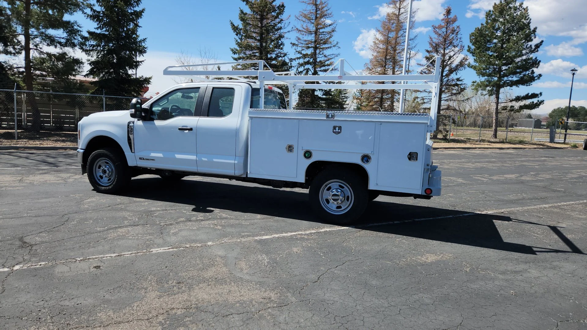 2025 Ford F-350 Super Duty XL - Photo 8
