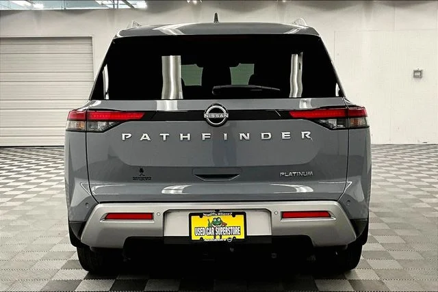 Used 2025 Boulder Gray Pearl Nissan Platinum image 5