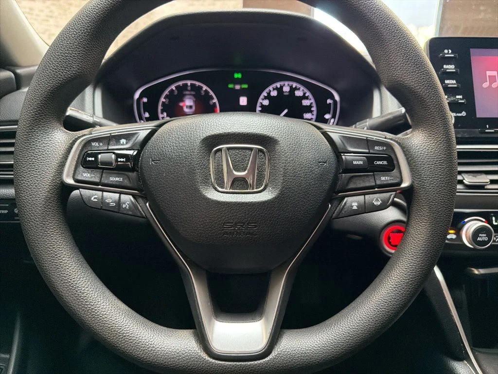 Used 2020 Platinum White Pearl Honda LX image 15