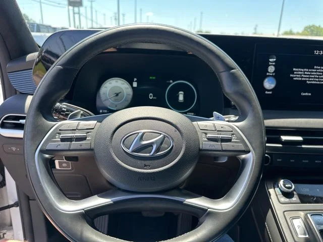Used 2024 White Hyundai Calligraphy Night Edition image 32