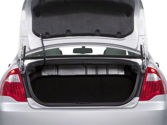 Used 2010  Ford SE image 13