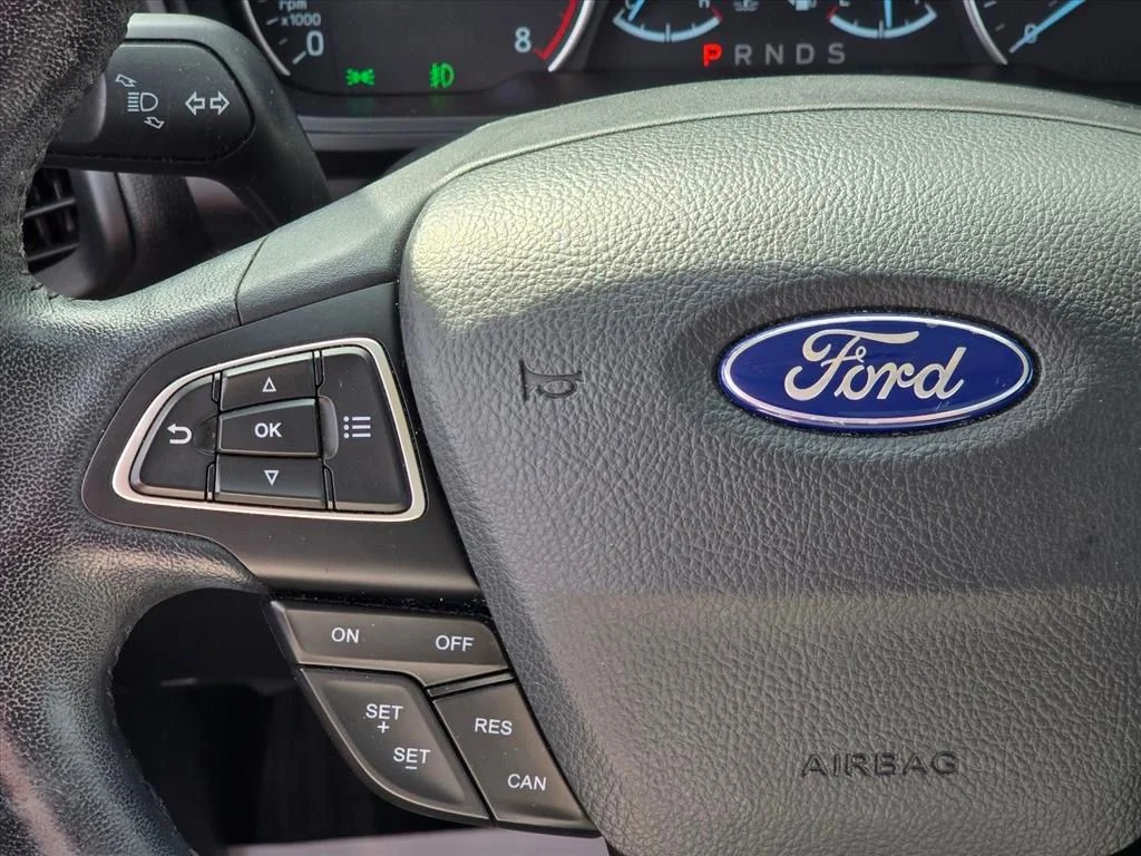 Used 2020 Black Ford SE image 17