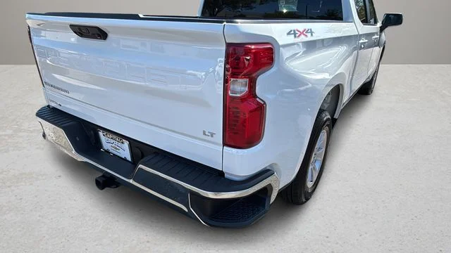 Used 2026 White Chevrolet LT image 34