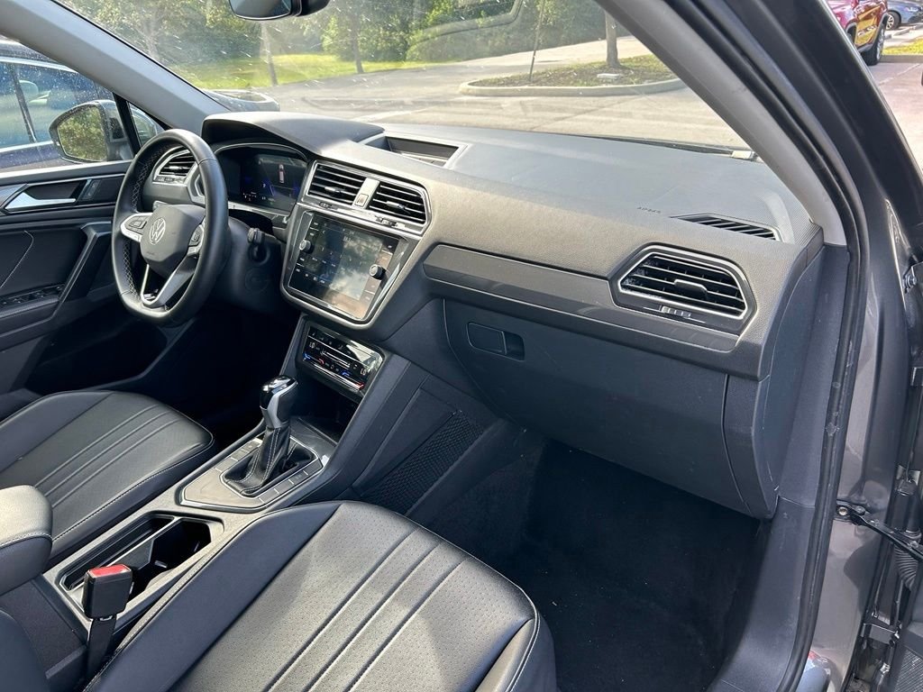 Used 2024 Gray Volkswagen 2.0T SE image 42