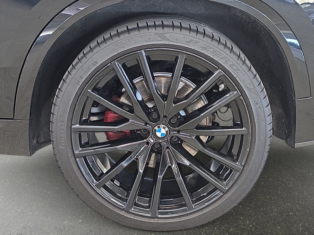 Certified Used 2025 Black Sapphire Metallic BMW sDrive40i image 32