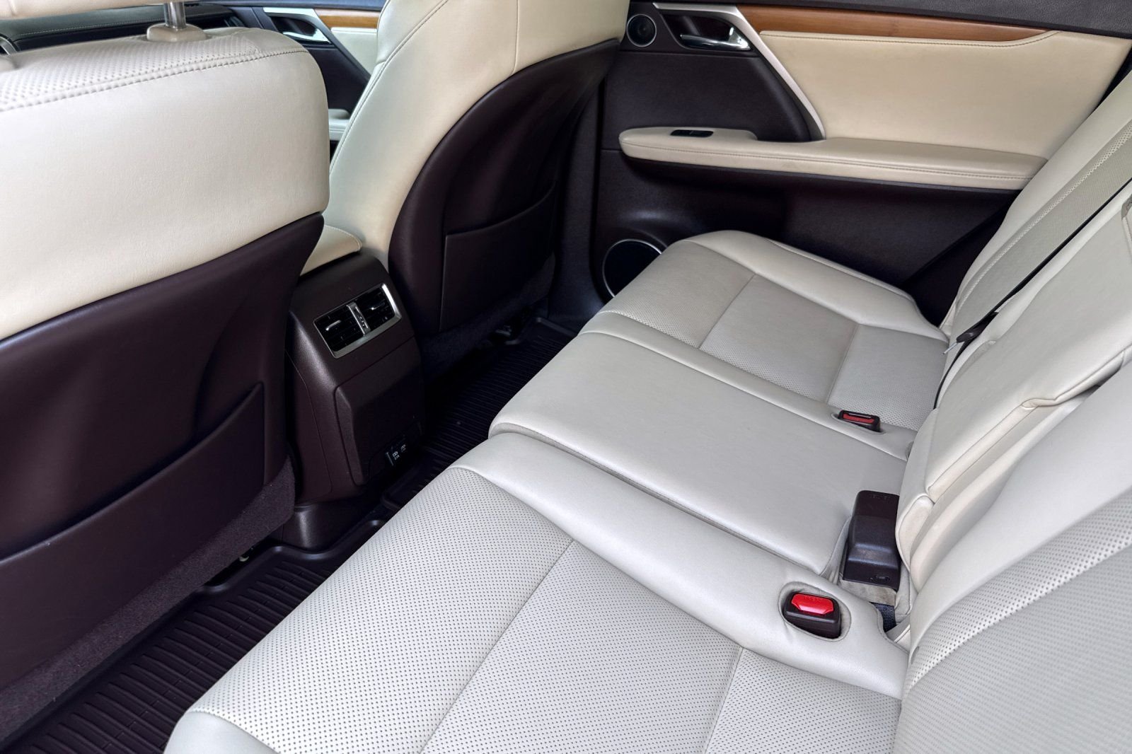 Used 2020 Red Lexus 450h image 12