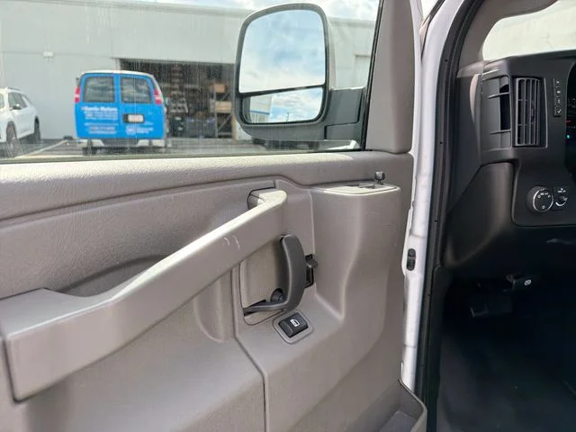 Used 2024 White Chevrolet Work Van image 21