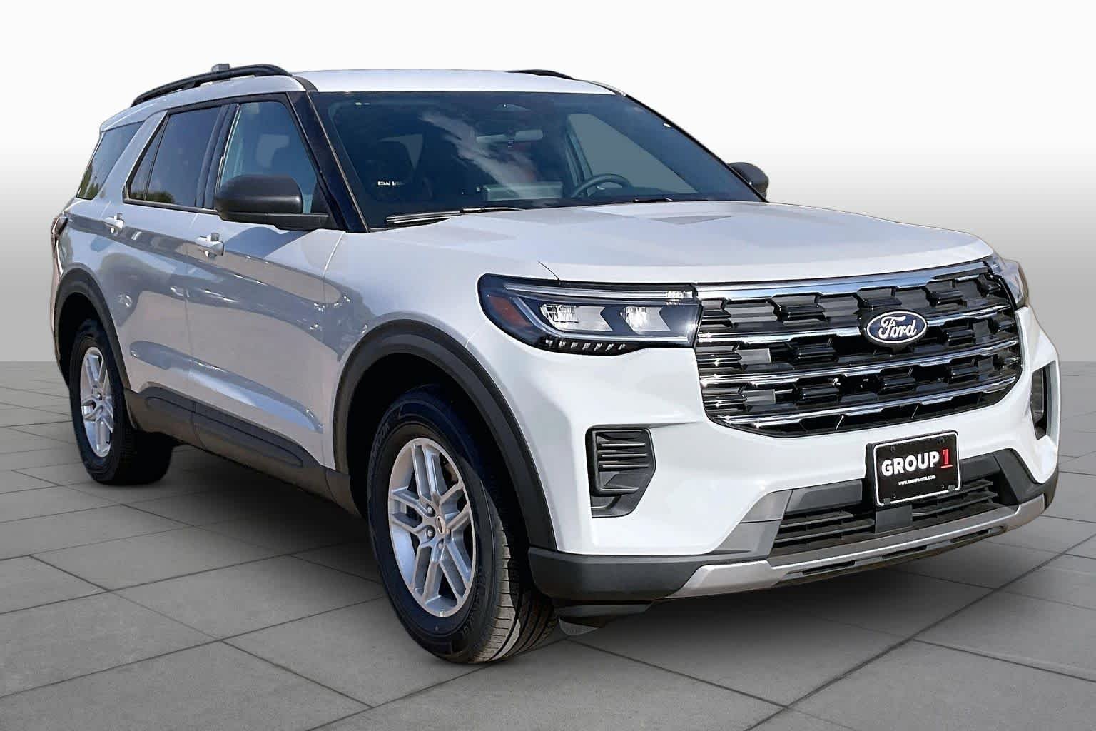 New 2027 Avalanche Gray Ford Active image 2