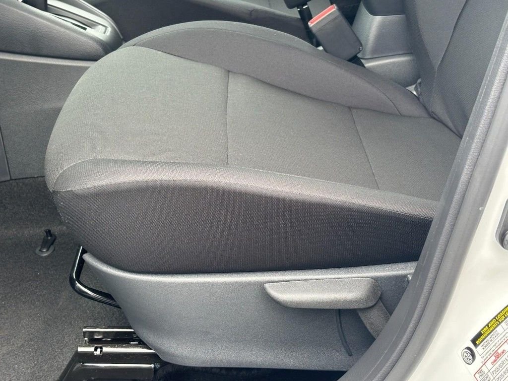Used 2025 White Nissan S image 18
