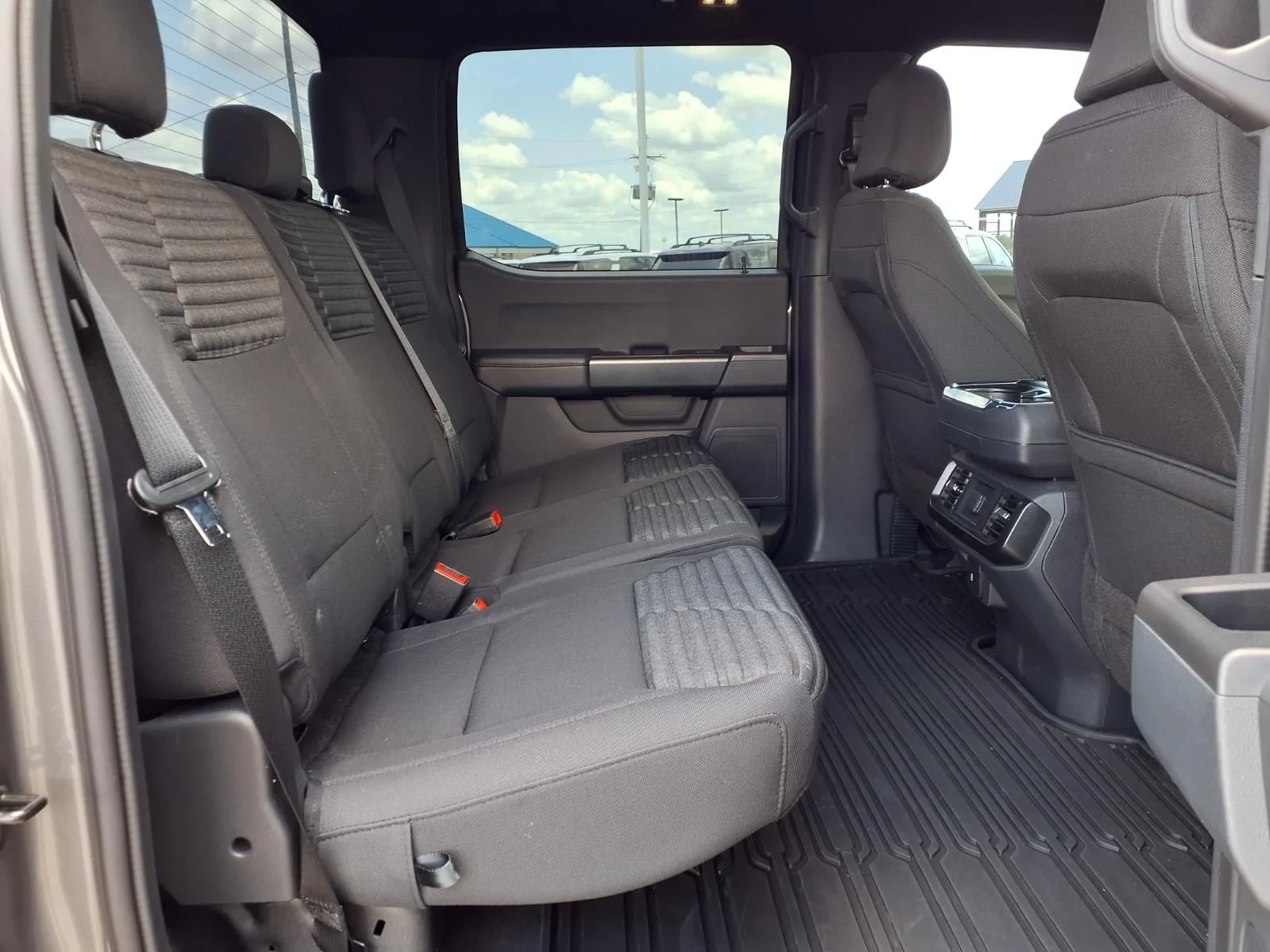 Used 2023 Gray Ford XL image 12