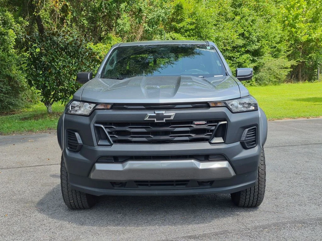 Used 2025 Gray Chevrolet Trail Boss image 8
