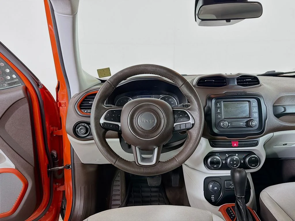 Used 2015 Orange Jeep Latitude image 19
