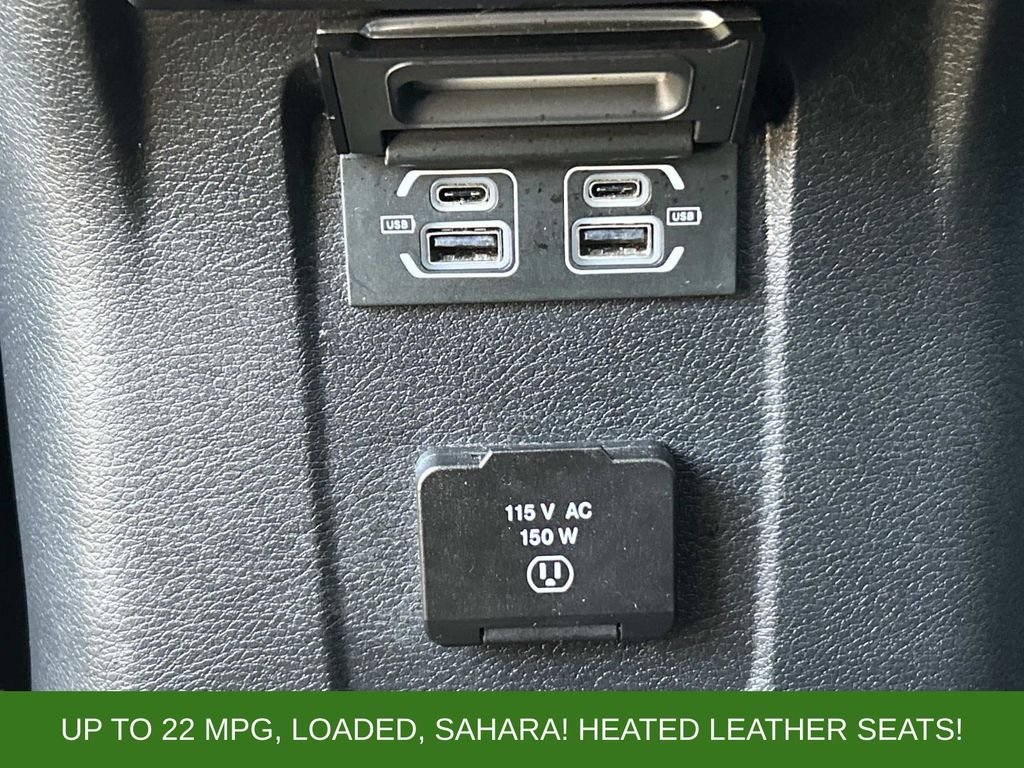 Used 2021 White Jeep Unlimited Sahara image 18