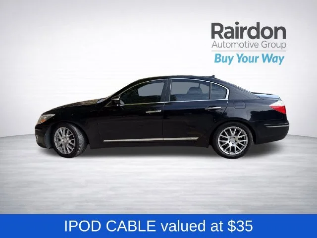 Used 2011 Black Noir Pearl Hyundai 4.6 image 4