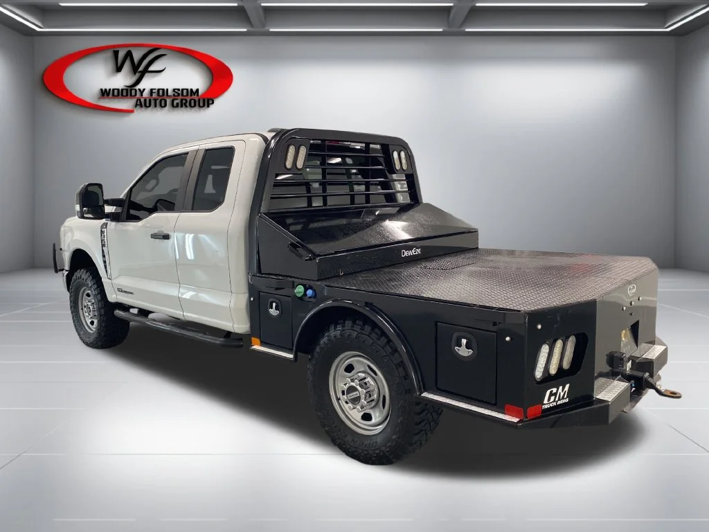 Used 2023 Oxford White Ford XL image 9