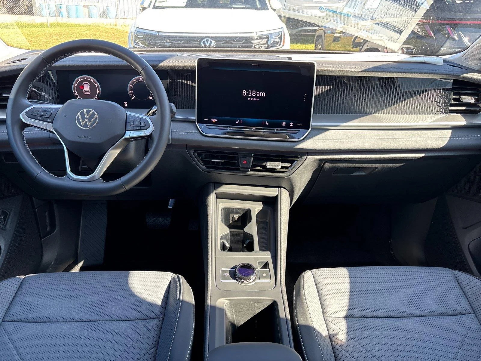 New 2026 Deep Black Pearl Volkswagen SE image 33