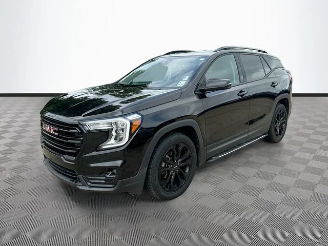 Used 2022 Black GMC SLT image 3