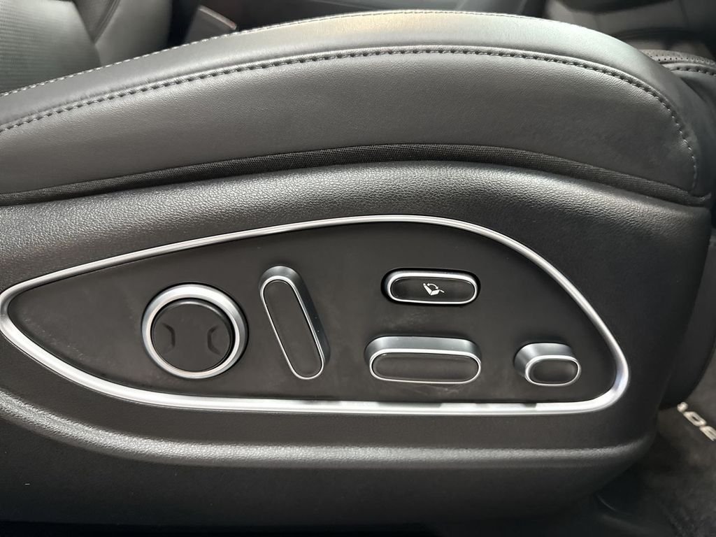 Used 2026 Abyss Black Hyundai Calligraphy image 19