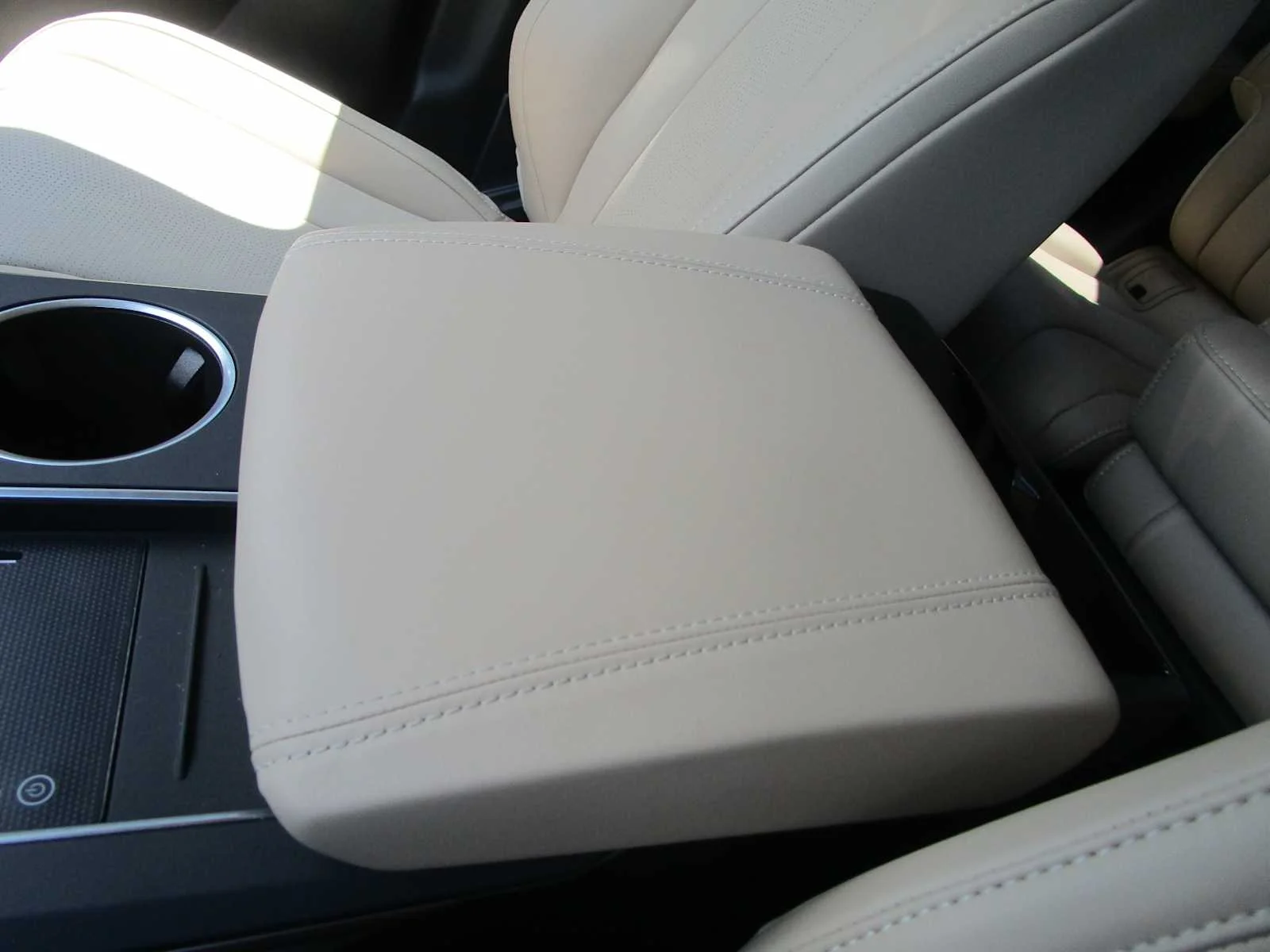 Certified Used 2026 Platinum White Pearl Acura w/Technology Package image 24