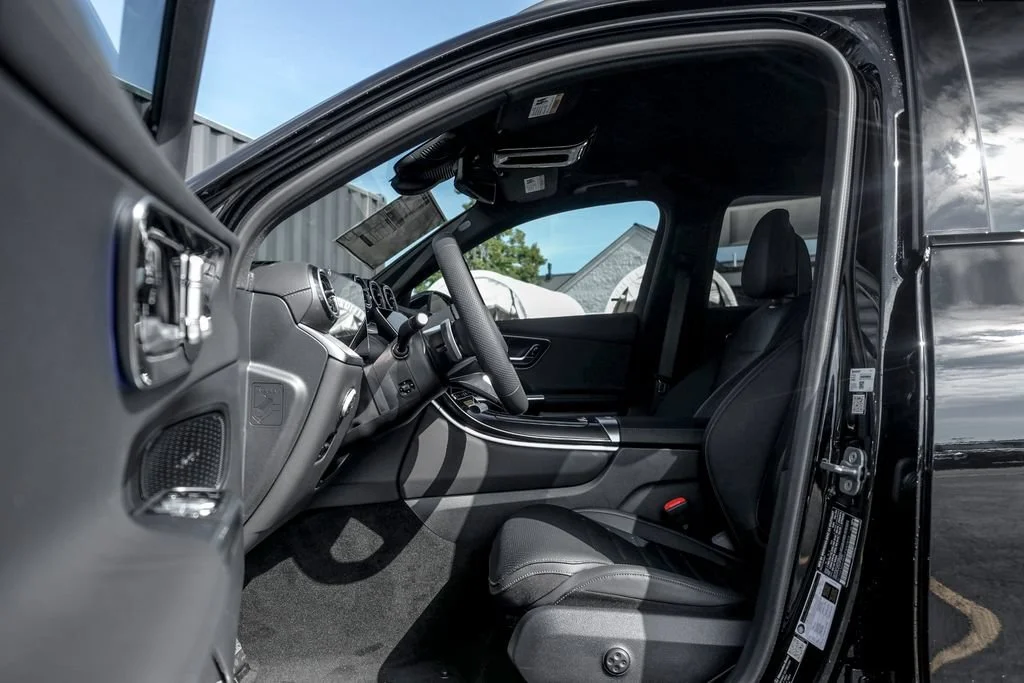 New 2027 Black Mercedes-Benz GLC 300 image 44