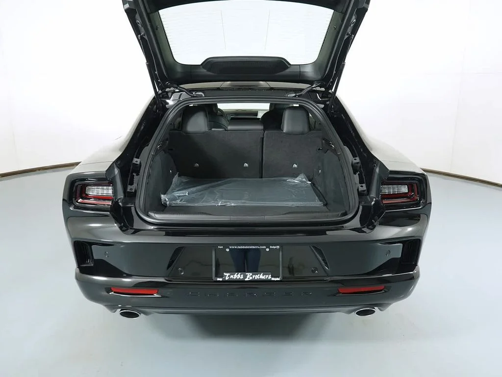2026 Dodge Charger Scat Pack - Photo 6