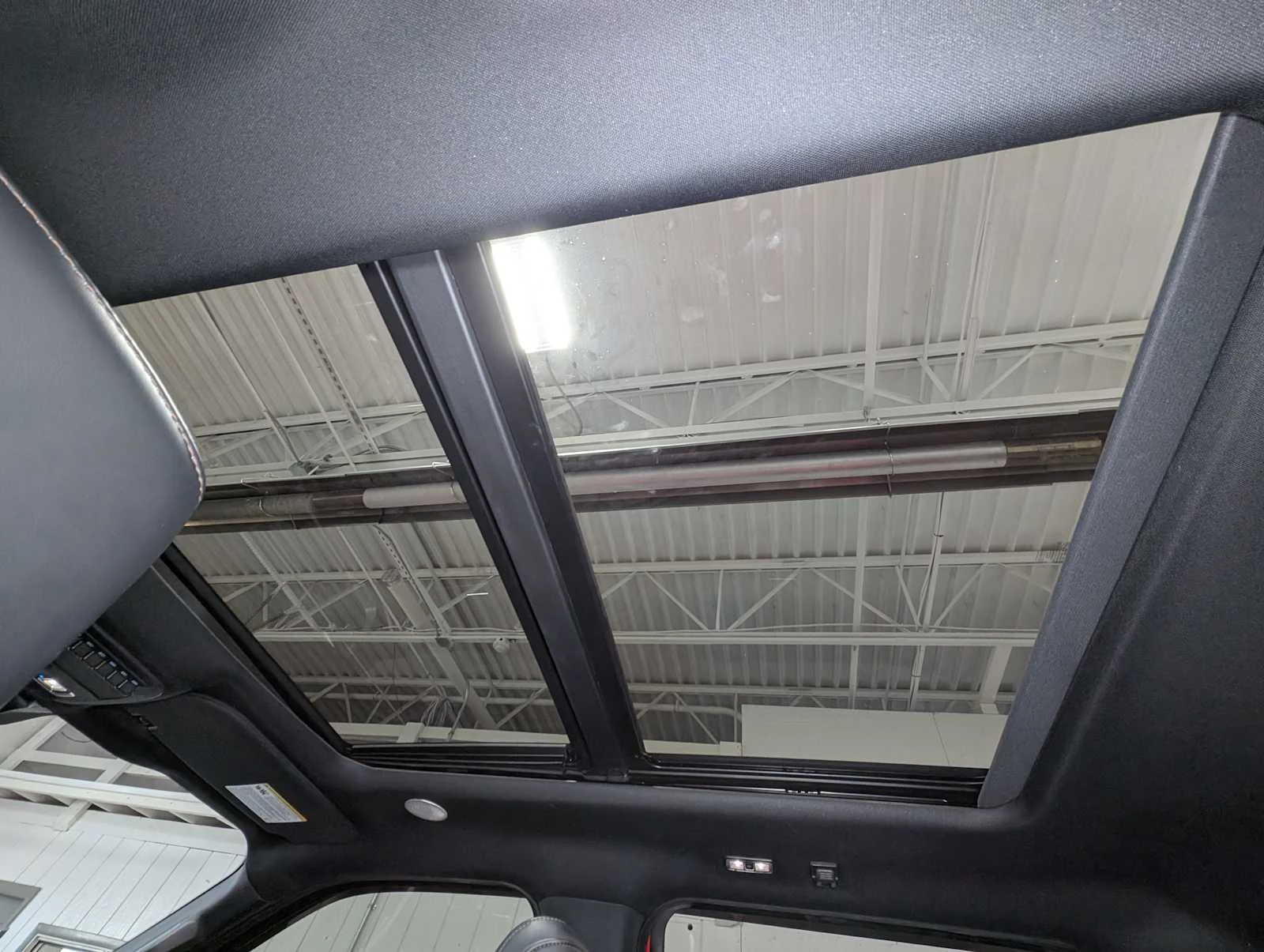 2021 Ford F-150 Raptor - Photo 19