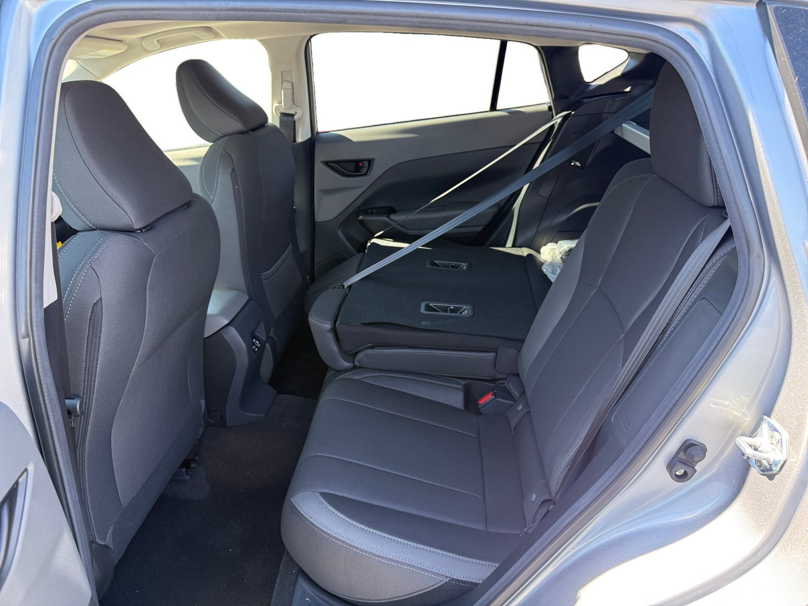 New 2026 ICE SILVER METALLIC Subaru Premium image 16