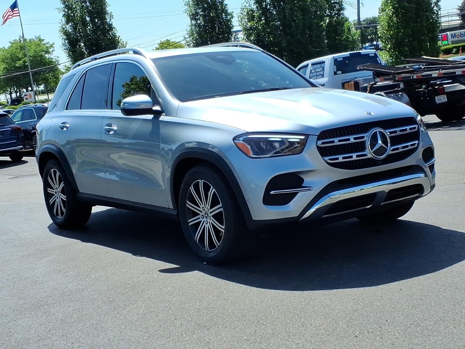 Certified Used 2025  Mercedes-Benz GLE 350 image 8