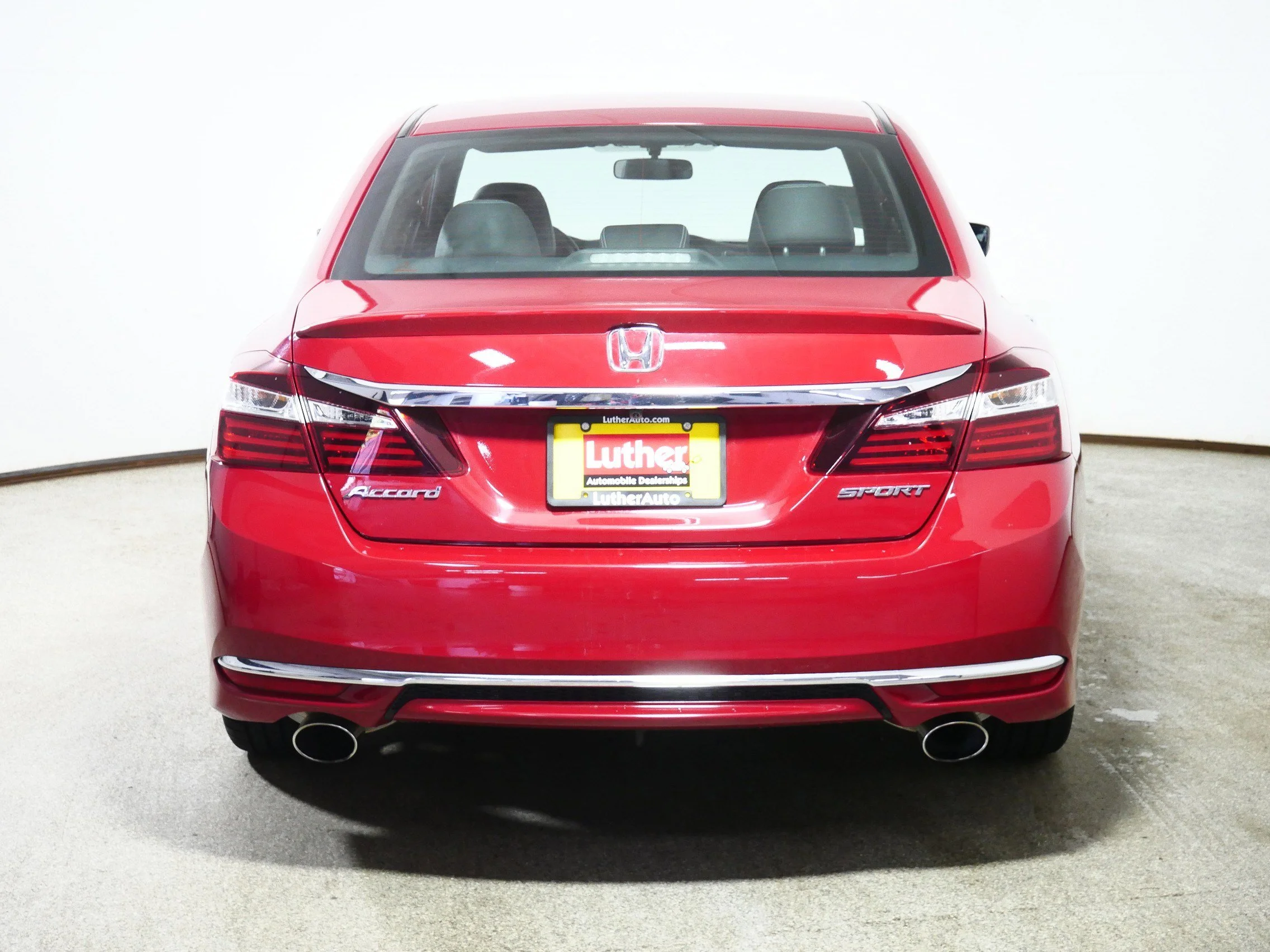 Used 2016 San Marino Red Honda Sport image 6