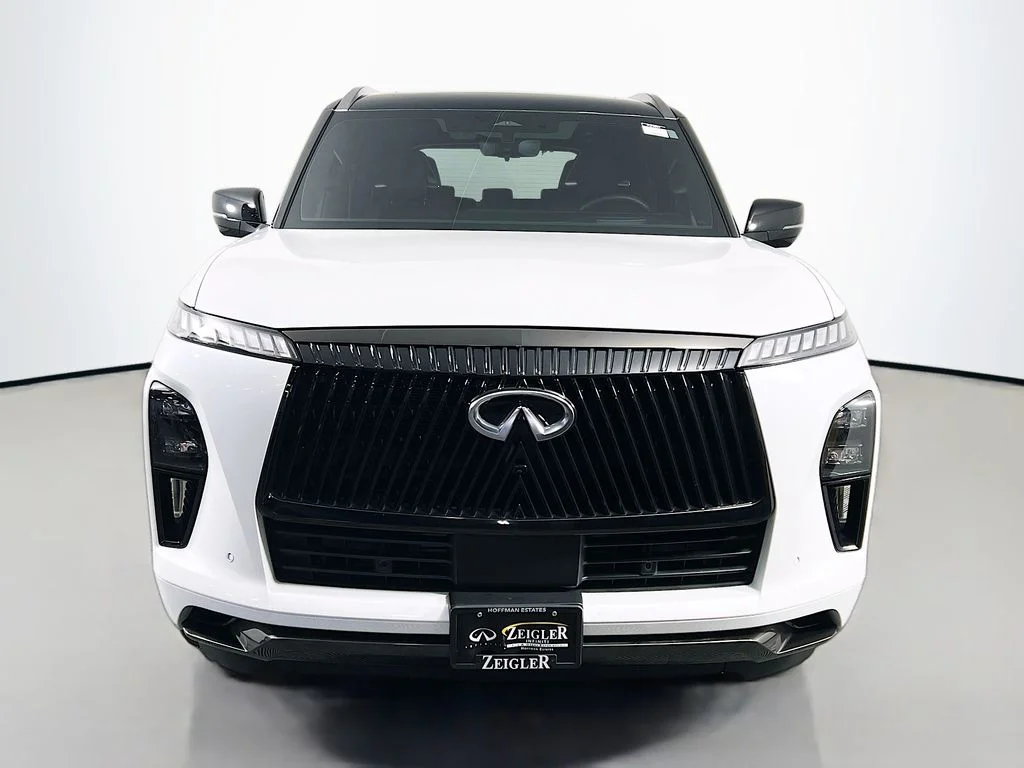 Certified Used 2025 Black INFINITI AUTOGRAPH image 2