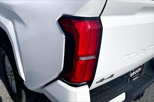 2024 Toyota Tacoma SR5 - Photo 28