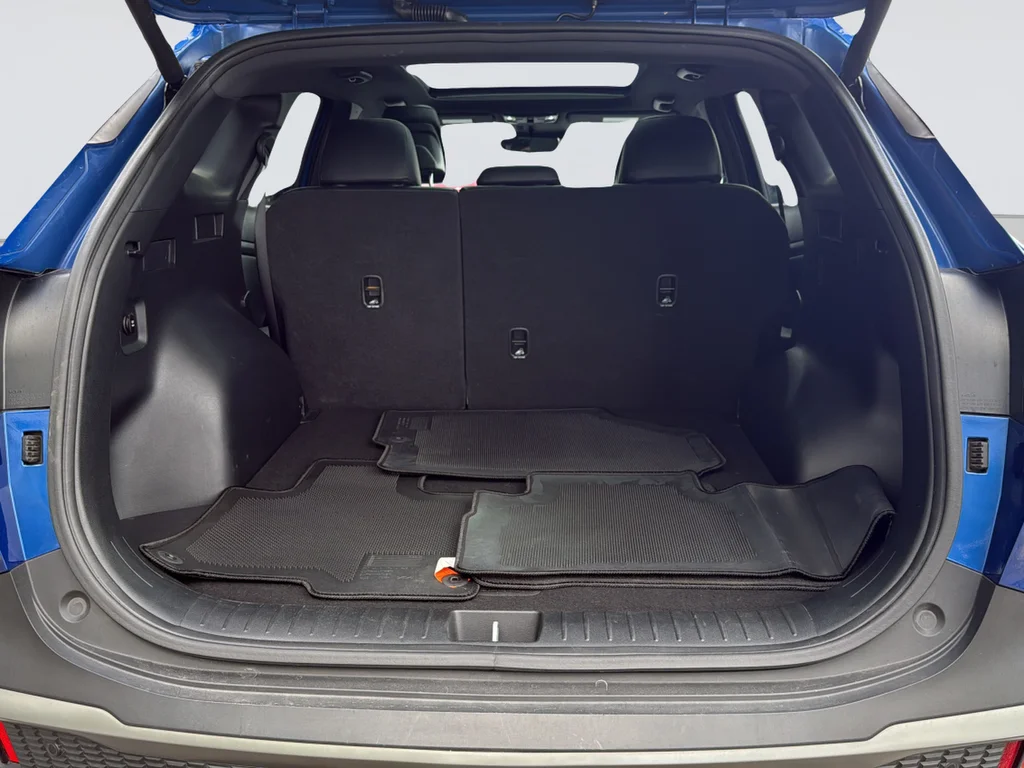 Used 2023 Blue Kia X-Line image 11