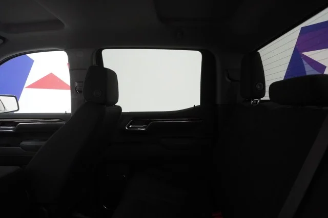 2026 GMC Sierra 1500 SLE - Photo 23
