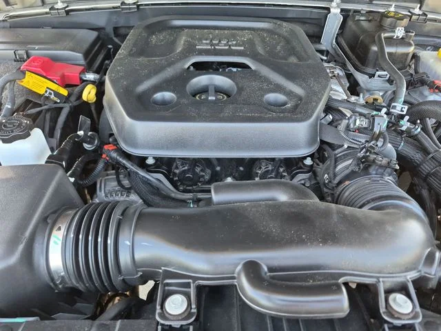 Used 2023 Silver Jeep Rubicon image 37