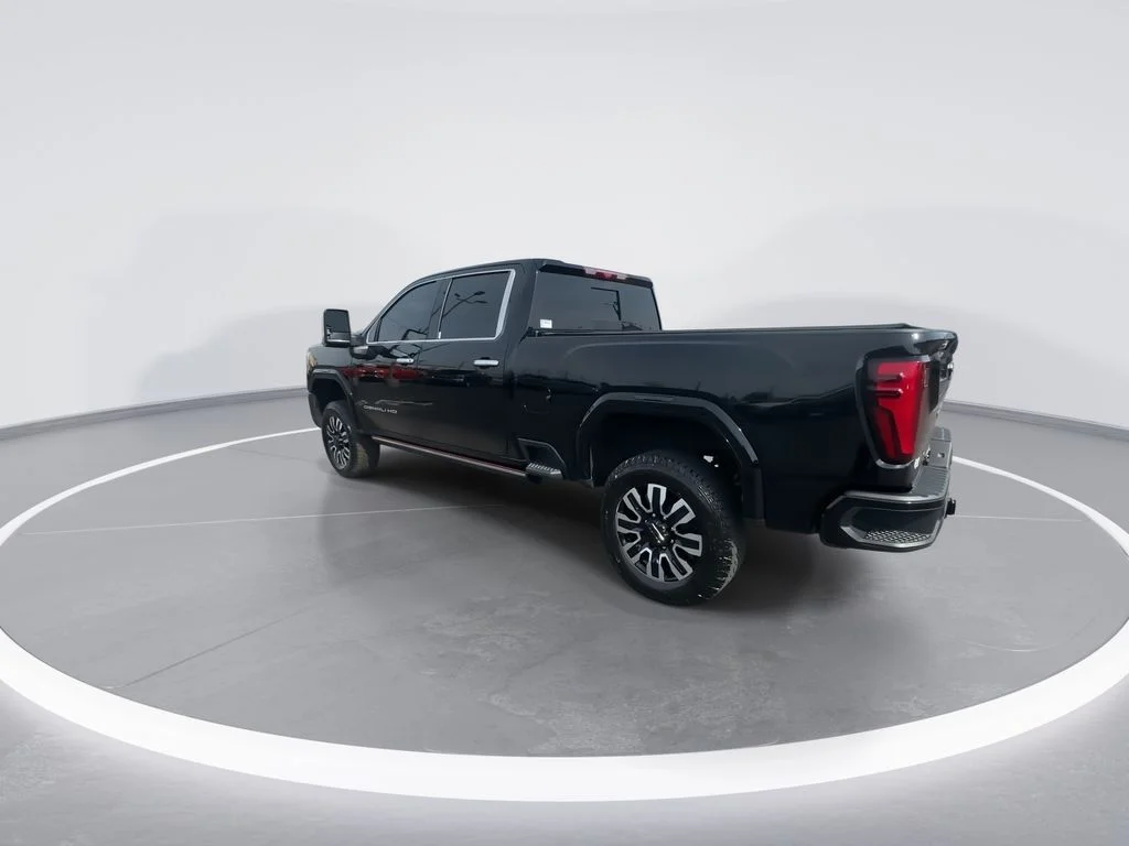 Used 2025 Black GMC Denali Ultimate image 6