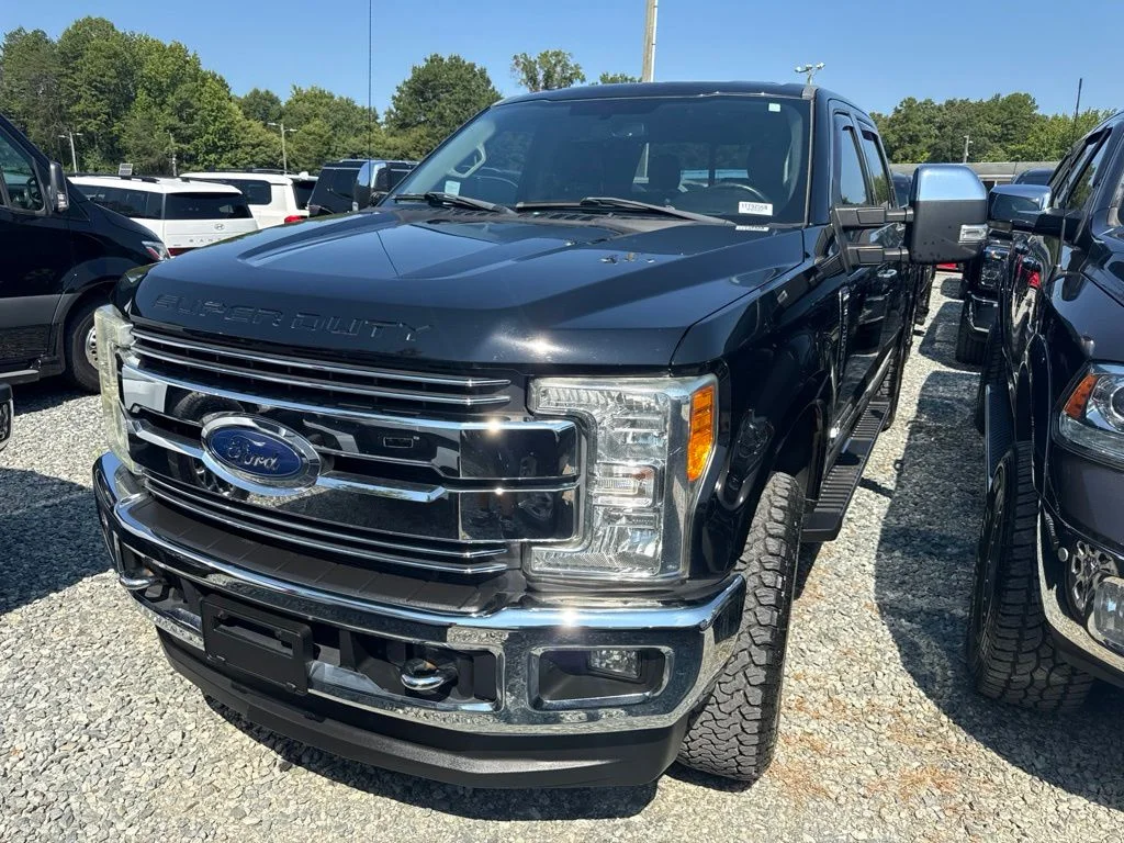 Used 2017 Black Ford Lariat image 1
