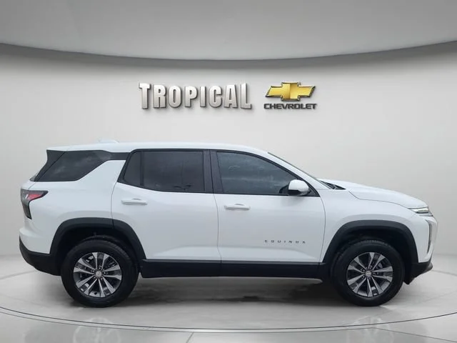 New 2027 Summit White Chevrolet LT image 6
