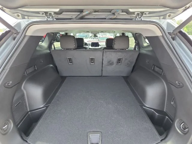 Used 2025 Gray Chevrolet LT image 12