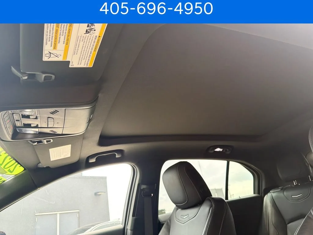 Pre-Owned 2023 Cadillac XT4 FWD Premium Luxury