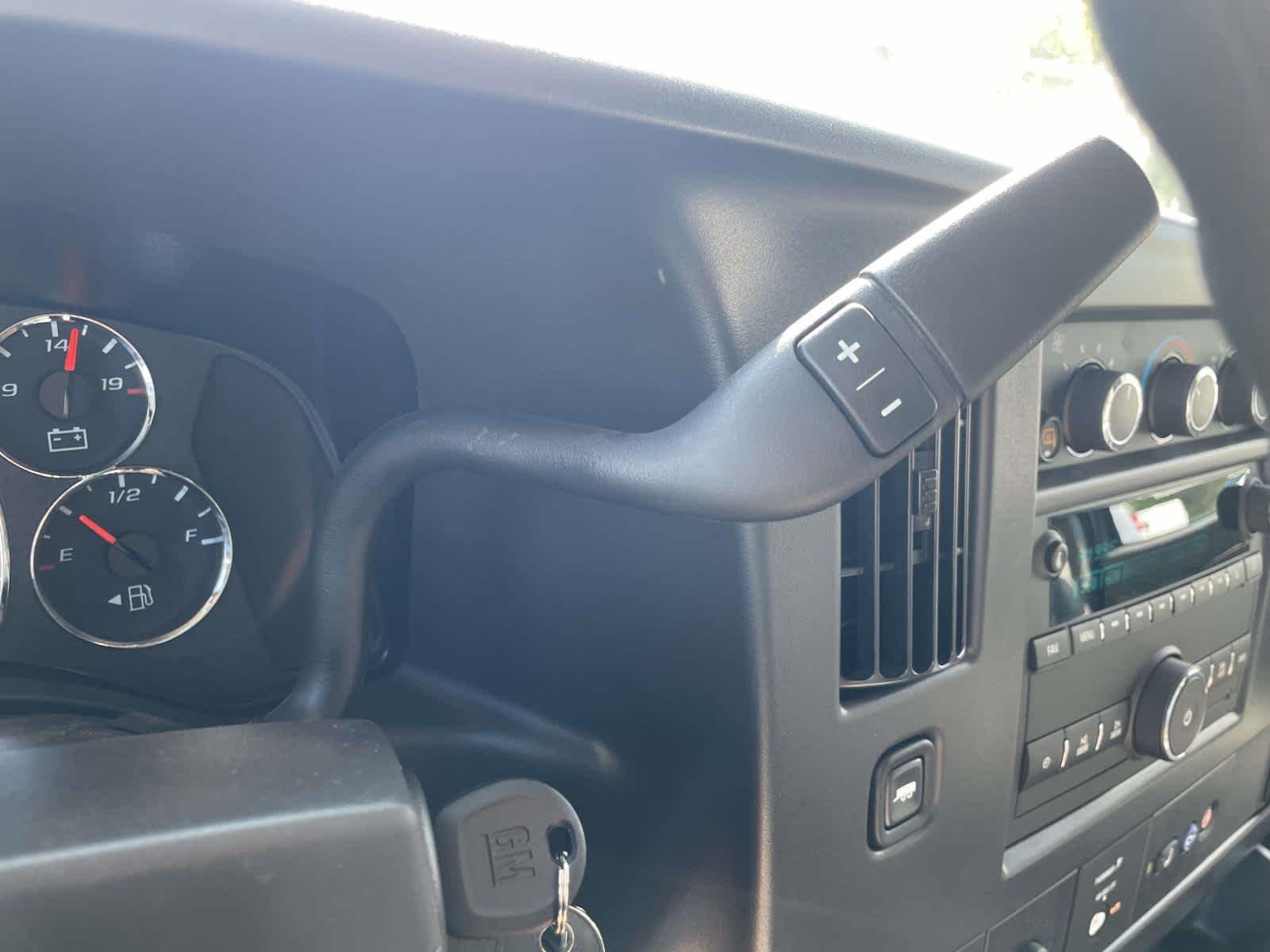 2026 Chevrolet Express Cargo Work Van - Photo 56