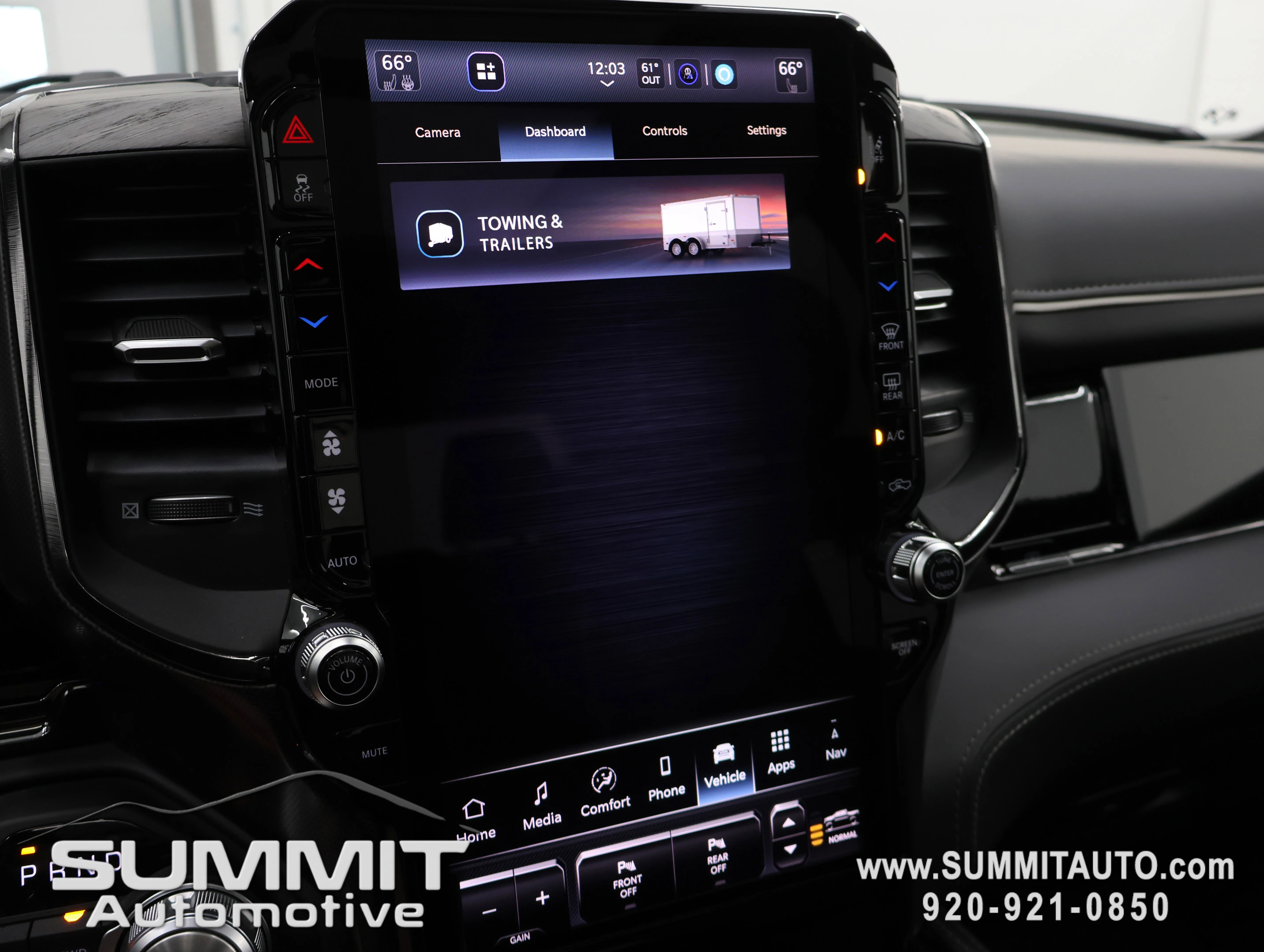 New 2026 Diamond Black Crystal Pearl-Coat Exterior Paint RAM Limited image 66