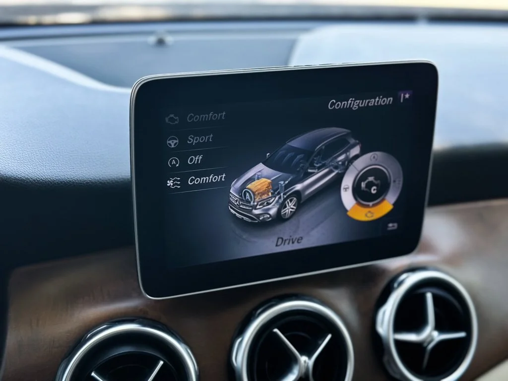 Used 2019  Mercedes-Benz GLA 250 image 10