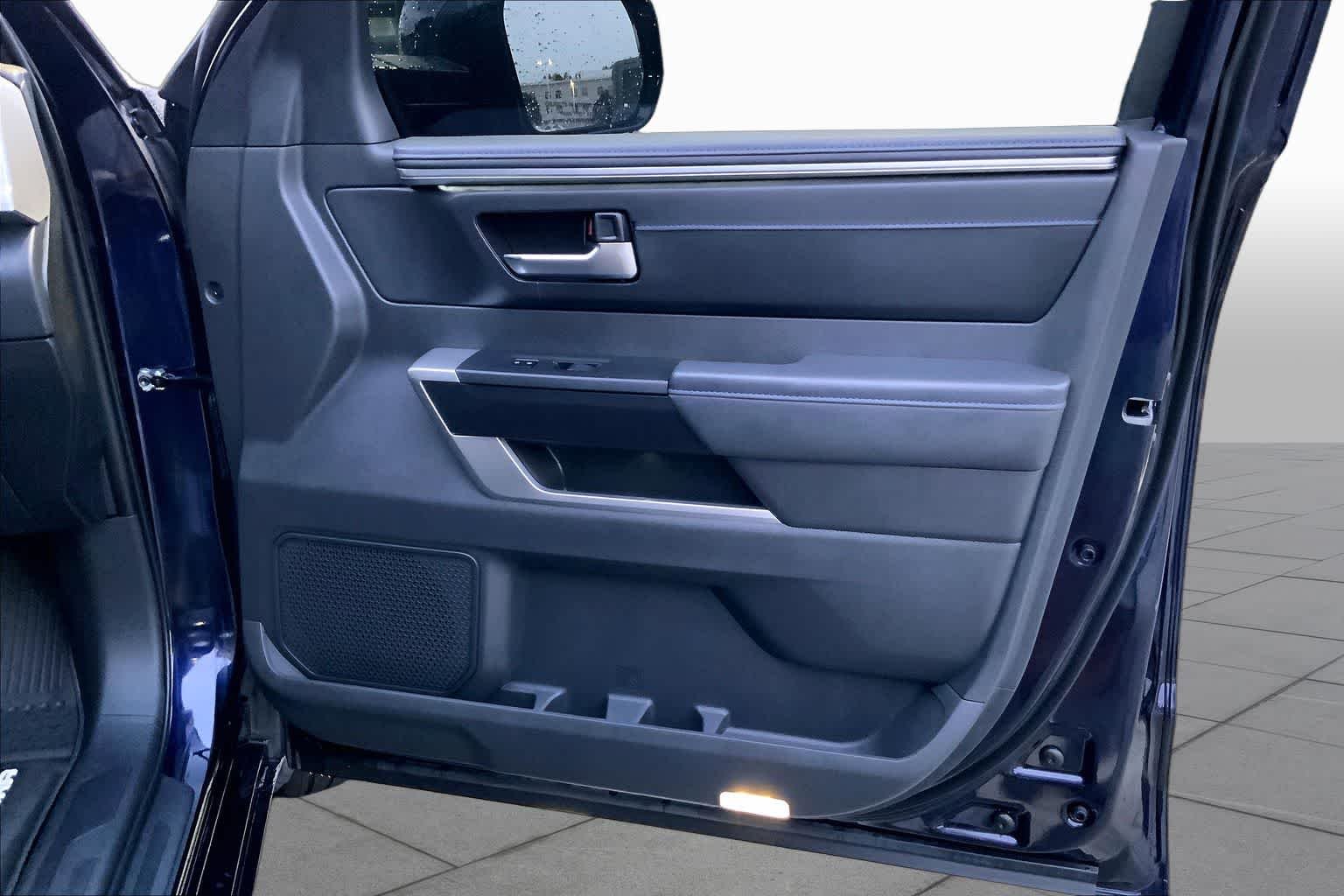 Used 2025 Blueprint Toyota Platinum Hybrid image 22
