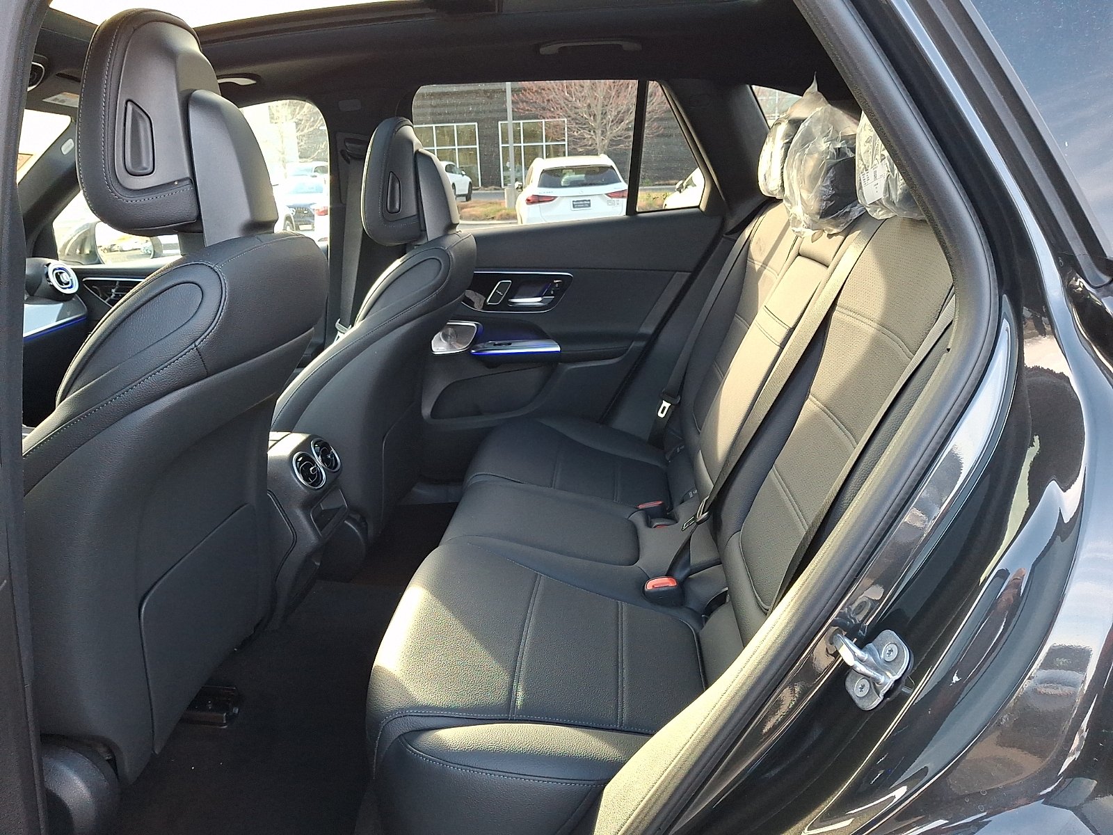 New 2026 Graphite Grey Metallic Mercedes-Benz GLC 300 image 6