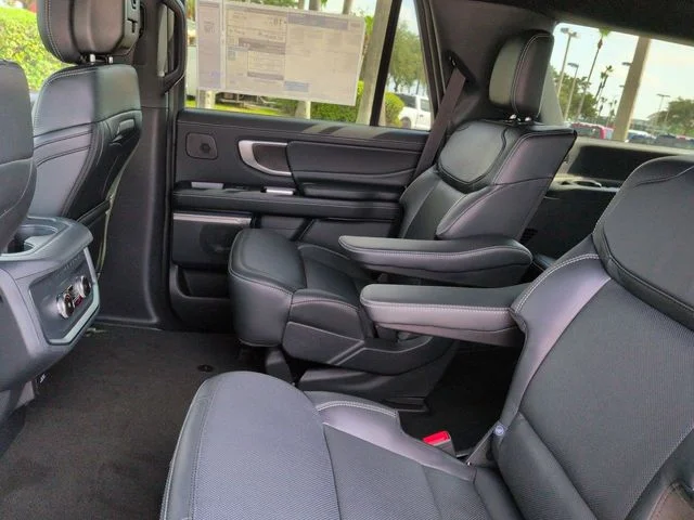 New 2027 Glacier Gray Metallic Tri-Coat Ford Platinum image 14