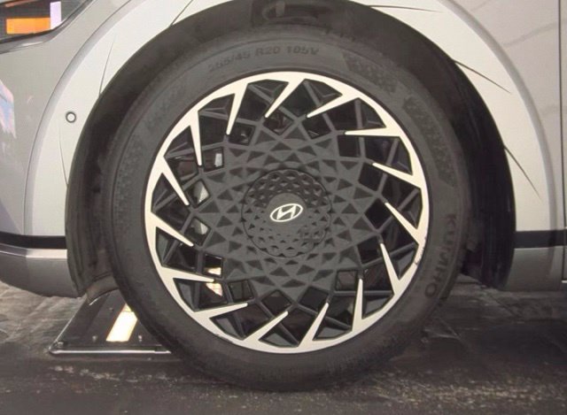 Certified Used 2024 Cyber Gray Hyundai Limited image 7