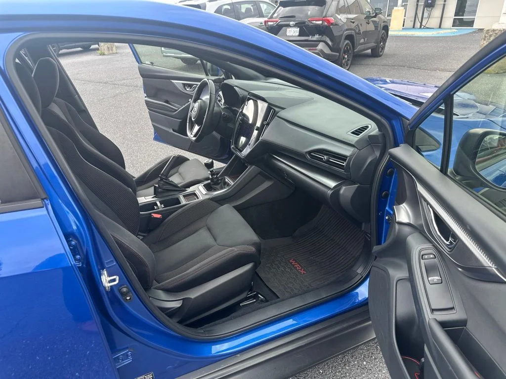 Used 2022 Blue Pearl Subaru Premium image 19
