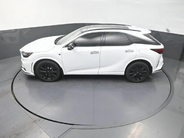 Used 2024 White Lexus 500h F SPORT Performance image 26
