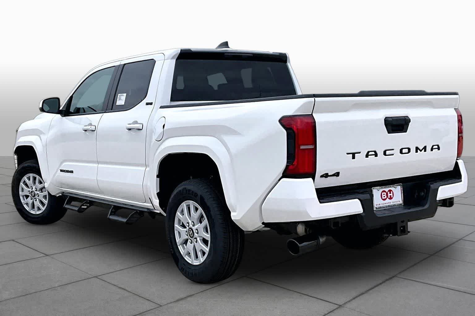 New 2026 Ice Cap Toyota SR5 image 12